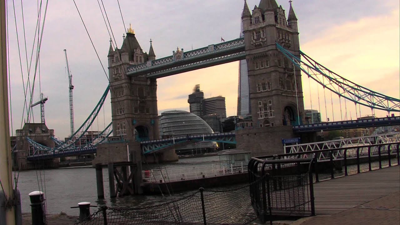 LA Stretch Limos  Limo Hire London.Wedding cars hire London.