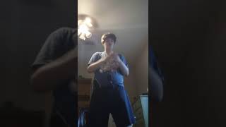 To Play Blues Clues What Does Blue Want To Build?