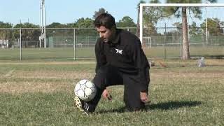 How to Balance a Soccer Ball on Your Foot screenshot 5