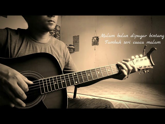 Malam Bulan Di Pagar Bintang _ Fingerstyle Cover By (Ran Akustik) class=