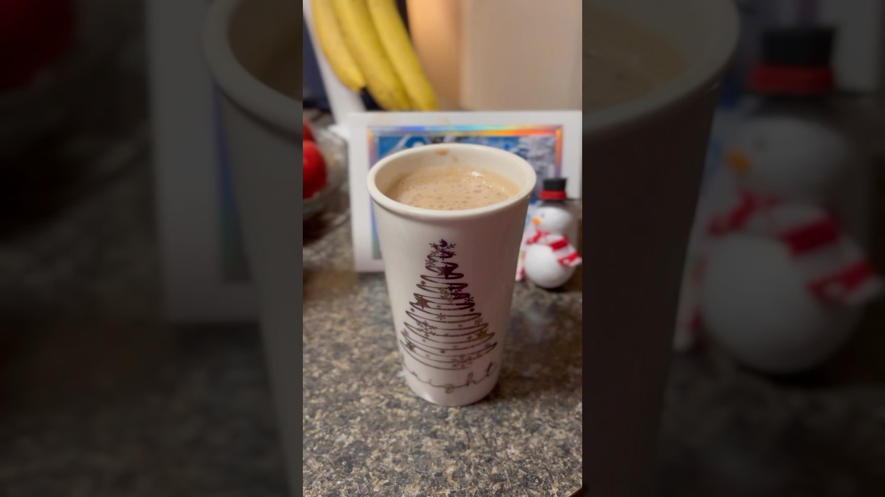 🍫 A WARM CUP OF CACAO #hypernourishment #cacao #hotchocolate #vegan #rawvegan #iphone15 #shorts