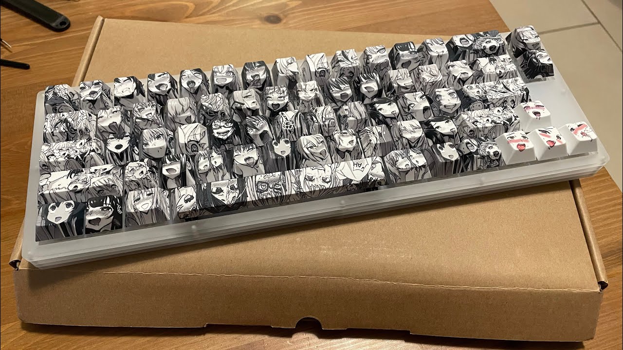 YC66 Keyboard Sound Test - Gateron Milky Blacks, Ahegao Keycaps