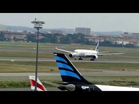 AIRBUS A350 900
