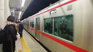 約2分遅れ。名鉄3300系3313F普通岩倉行金山1番線発車