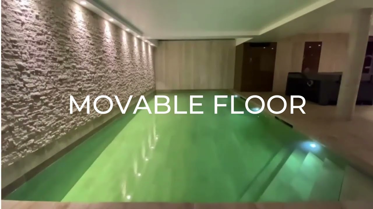 MOVABLE FLOOR