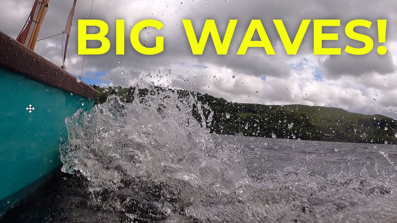 Lugger first motor from mooring in huge waves!!