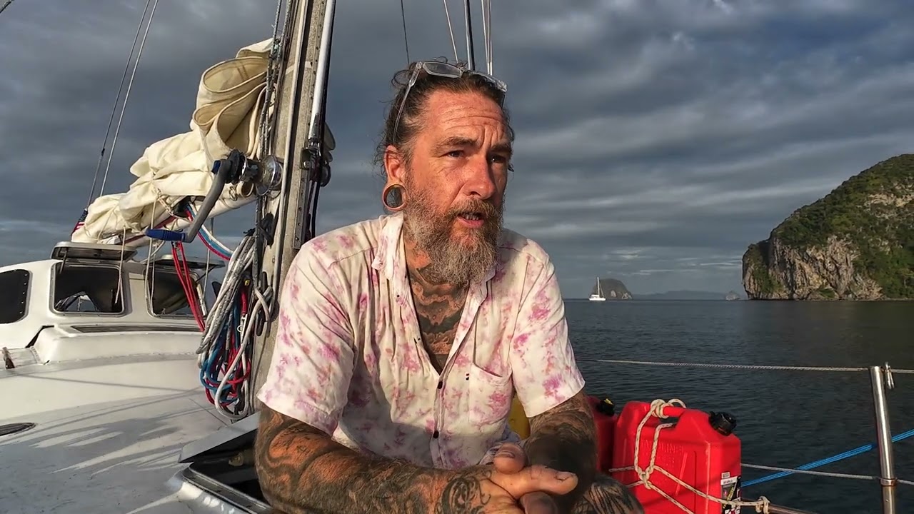 ⁣Tune into John Kretschmer's Captains Hour to Hear What Gear Works and Doesn't after 220k miles!