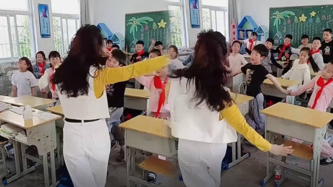 劳逸结合效果好，上课学习下课娱乐，气氛简直太好了！#小朋友#日常 - YouTube