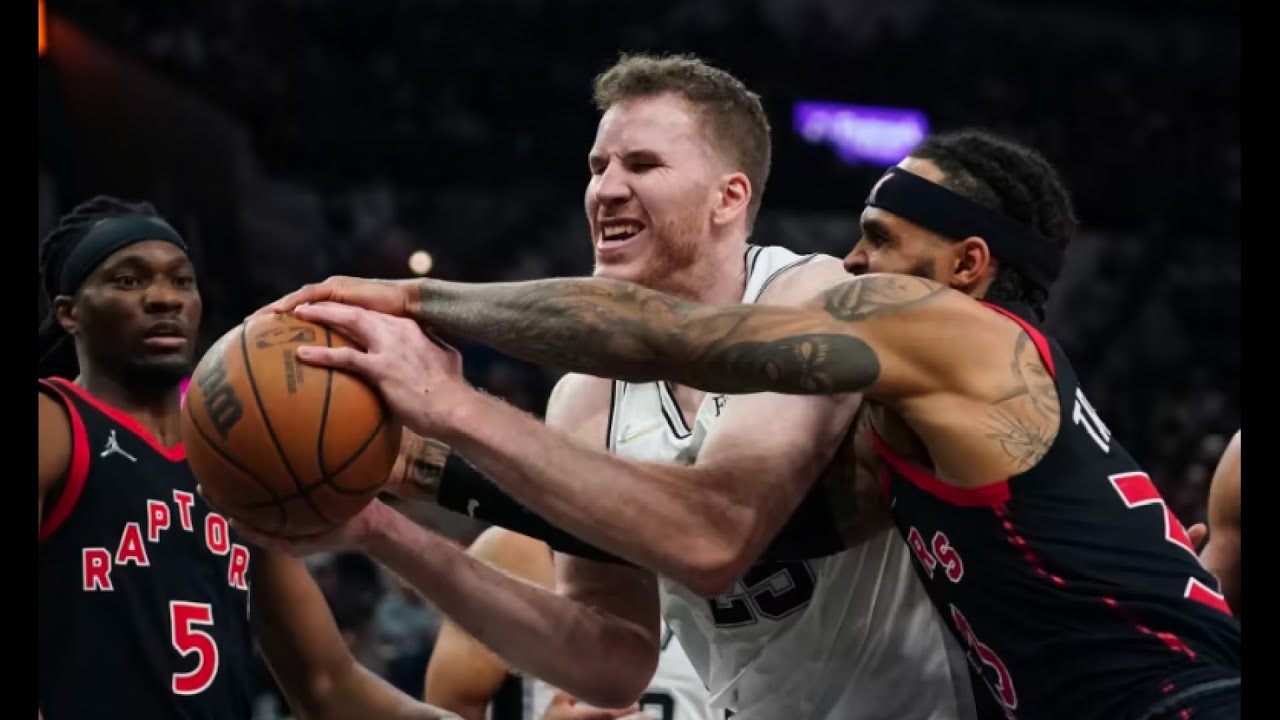 Reports: Spurs trade center Jakob Poeltl to Raptors, acquire Khem Birch, first round pick