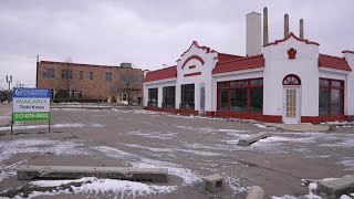 REO Town could get a new indoor-outdoor bar with food trucks in 2023 screenshot 1