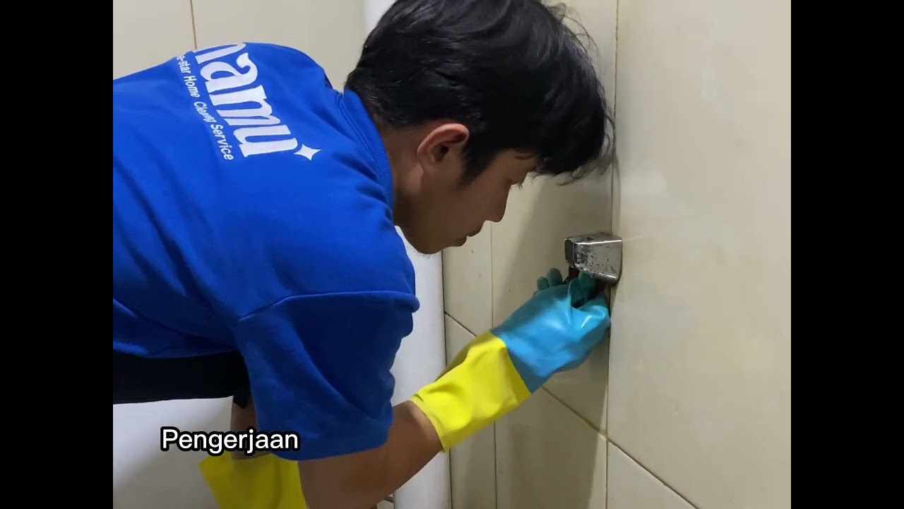 Proses Pembersihan Deep Cleaning Toilet Kantor Bandung | Home Cleaning Bandung Cimahi Indonesia