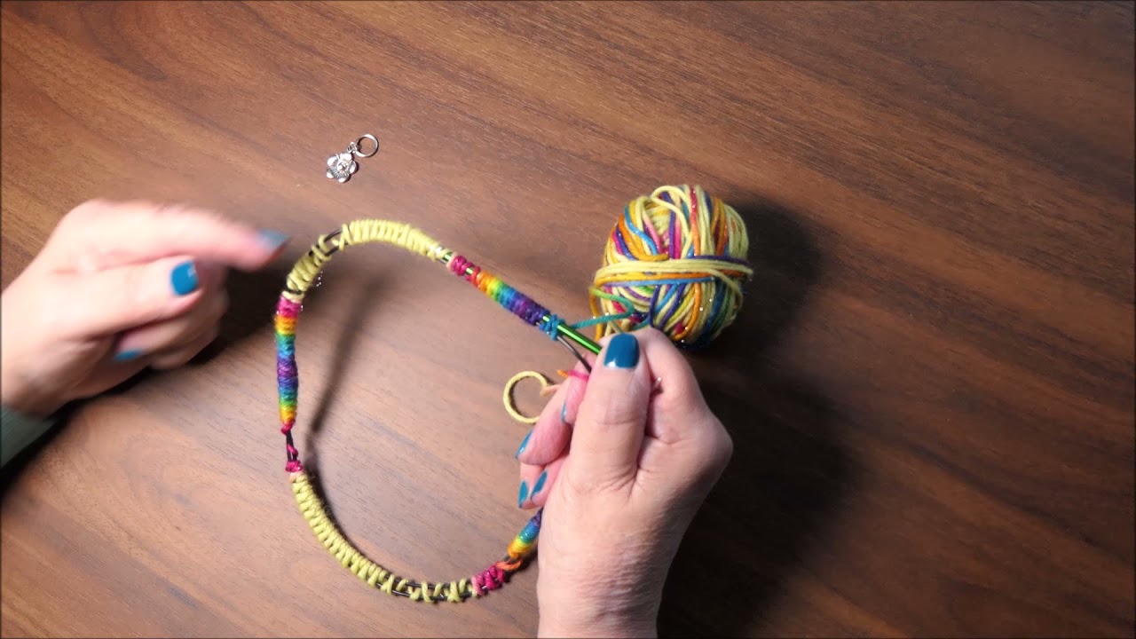 Knitting a Mobius Cowl by Elizabeth Lovick