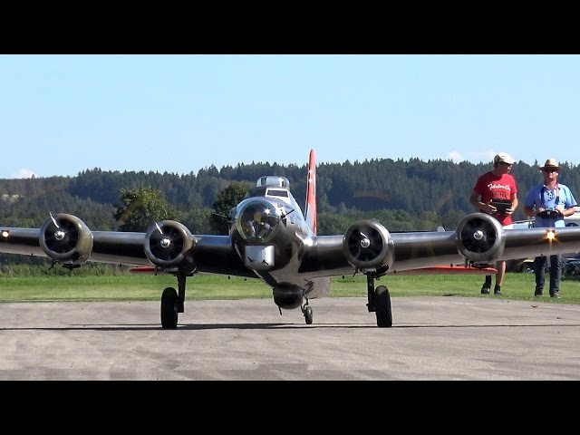 19 ft. B-17 Flying Fortress, P-47 Razorback, Corsair F4U class=