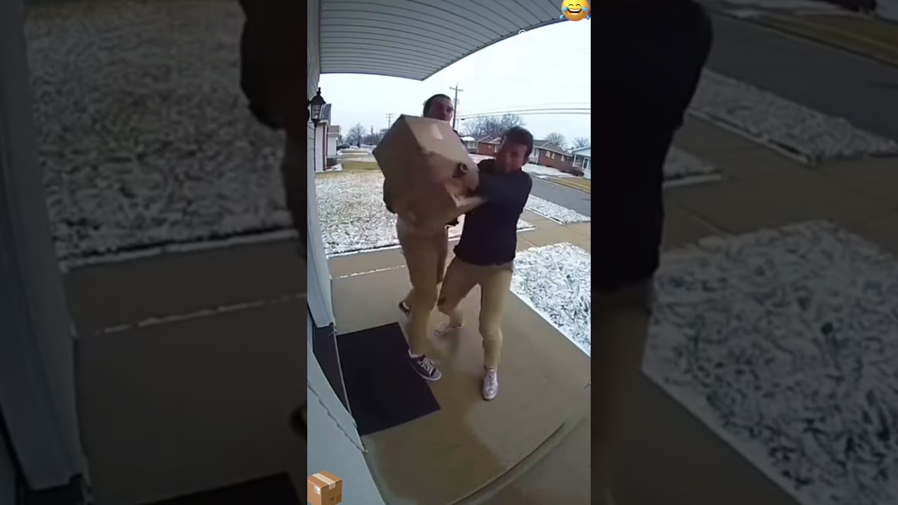 Porch exploding package box, prank 😁