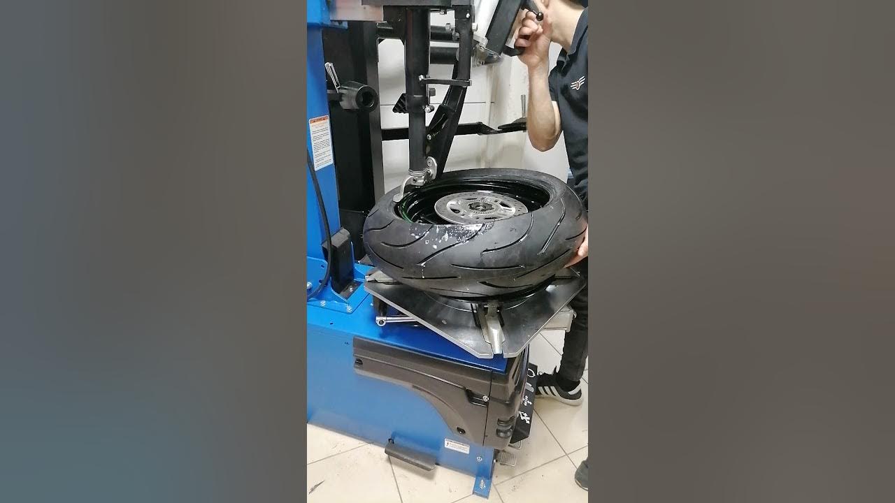 Шиномонтаж мотоциклетных колес