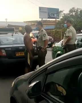 Venezolano malandrea a carabinero de chile y le ofrece caerse a golpes porque no le tiene miedo