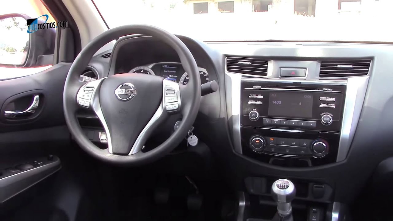 Np300 nissan салон