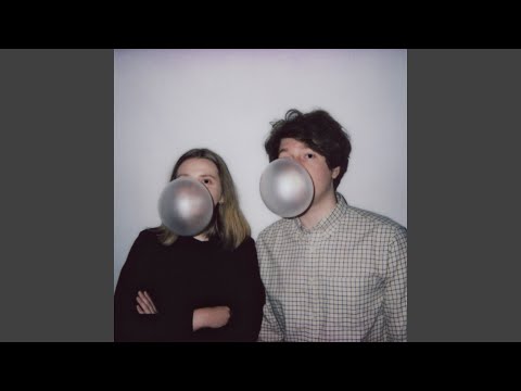 Смотреть «Ни о чём» на YouTube Смотреть «Ни о чём» на YouTube