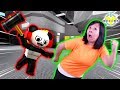 COMBO IS THE BEAST in ROBLOX Flee the Facility ! Let's Play against Ryan's Mommy