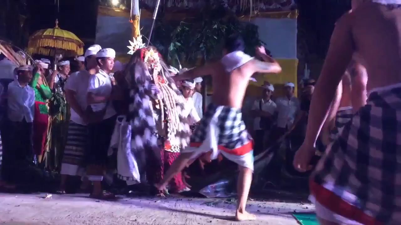 CALONARANG  PURA DALEM DEMAYU, PANCA DURGA DAN ONYING, 5 Juli 2017