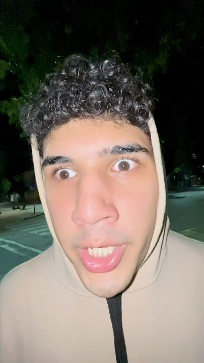 When you go shopping at night #argentina #humor #comedy #sketch #friends