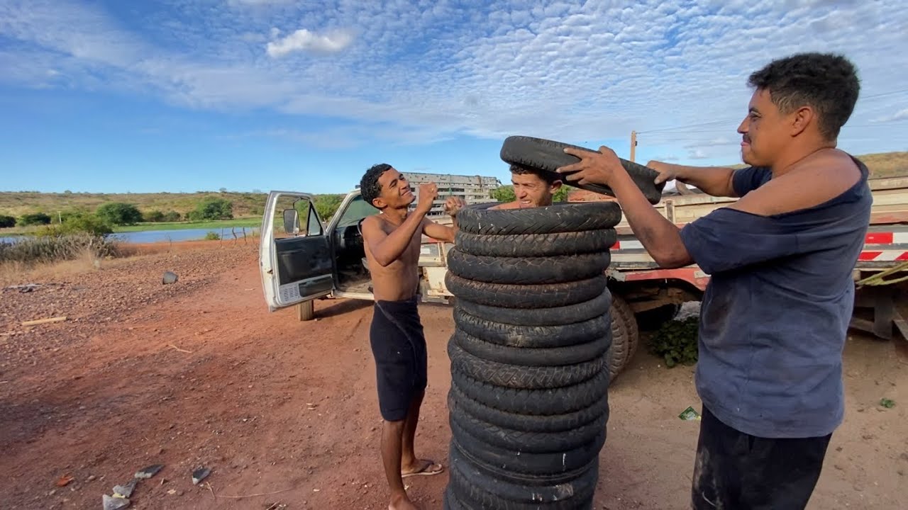 DEPOIS QUE JOGUEI LIXO NA CASA DO BRUTINHO ISSO ACONTECEU