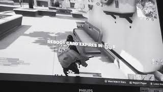 My friend poppin a clutch