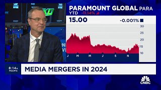 Comcast-Warner may be a better merger in terms of scale, says New York Times' Jim Stewart