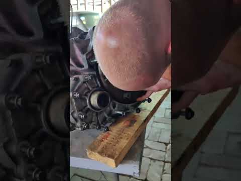 Replacing Our Land Rover's Gearbox Seal… Again!! #landroverlife#freelander2#Nightmare#gearbox