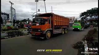 kumpulan video truk oleng  ganteng doang jalok gak bisa oleng