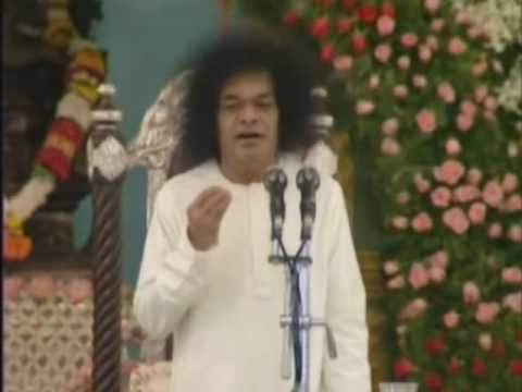Sai Baba singing Bhajana Bina Sukha Shanti Nahi