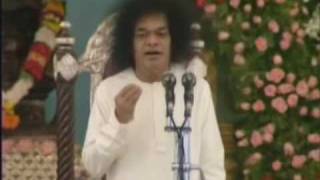 Sai Baba Singing Bhajana Bina Sukha Shanti Nahi