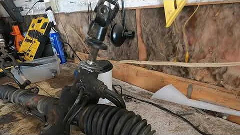 How to center a power steering rack