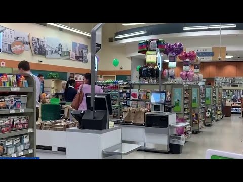 Publix puts shopping with a pleasure in customers hands with self checkout lanes