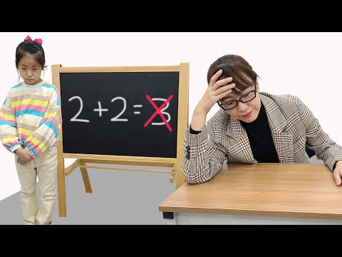 서은이의 학교 수업시간 시험 놀이 <strong>School</strong> <strong>Class</strong> and Test