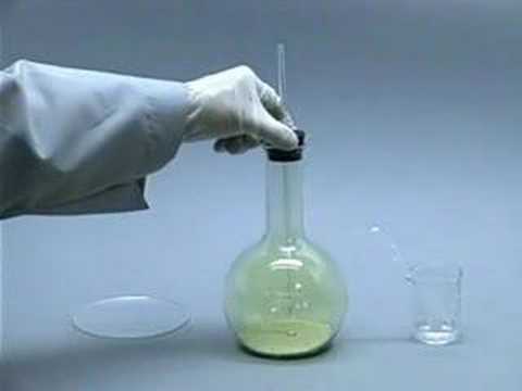 Reaction of Sodium with Chlorine (subtitled) - YouTube