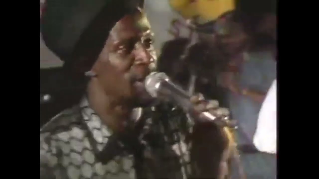 Dennis Brown & Gregory Isaacs  -  Big All Around - Morlack edit