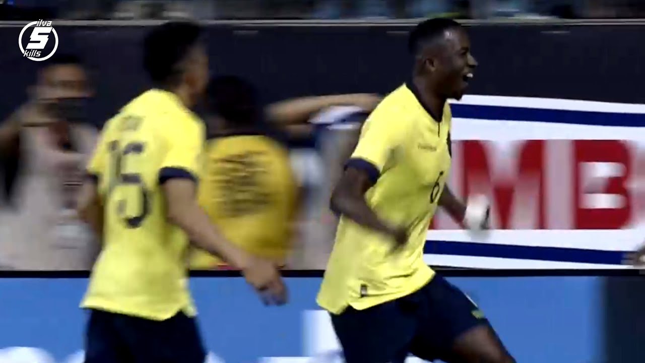 William Pacho is a Ecuadorian Talent! - 2023