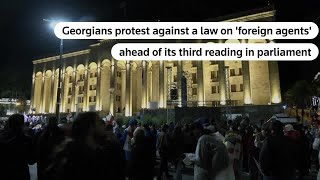 Thousands in Georgia protest 