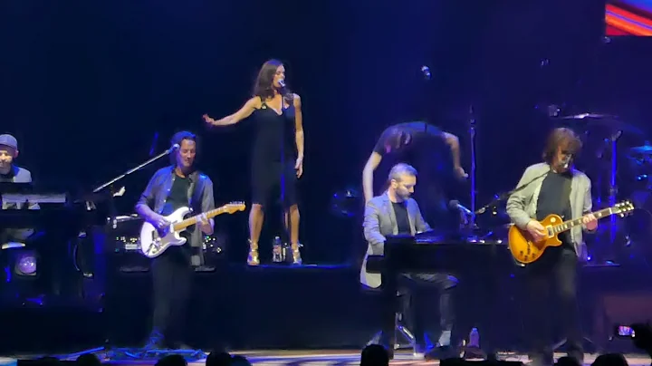 Good Night & Roll Over Beethoven Finale - Jeff Lyn...