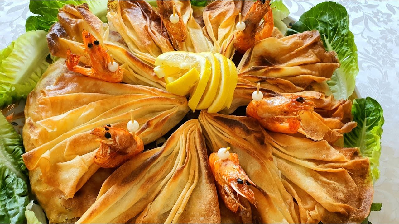 pastilla au poisson  et  fruit  de mer         احسن ما كين🤩بسطيلة  بريستيج  بالحوت واعرة بزاف