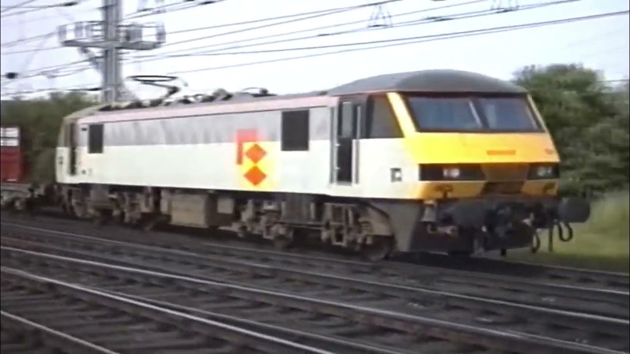 Mossend Freight Yard Electric Traction , Class 85 86 87 90 Railfreight from 1990
