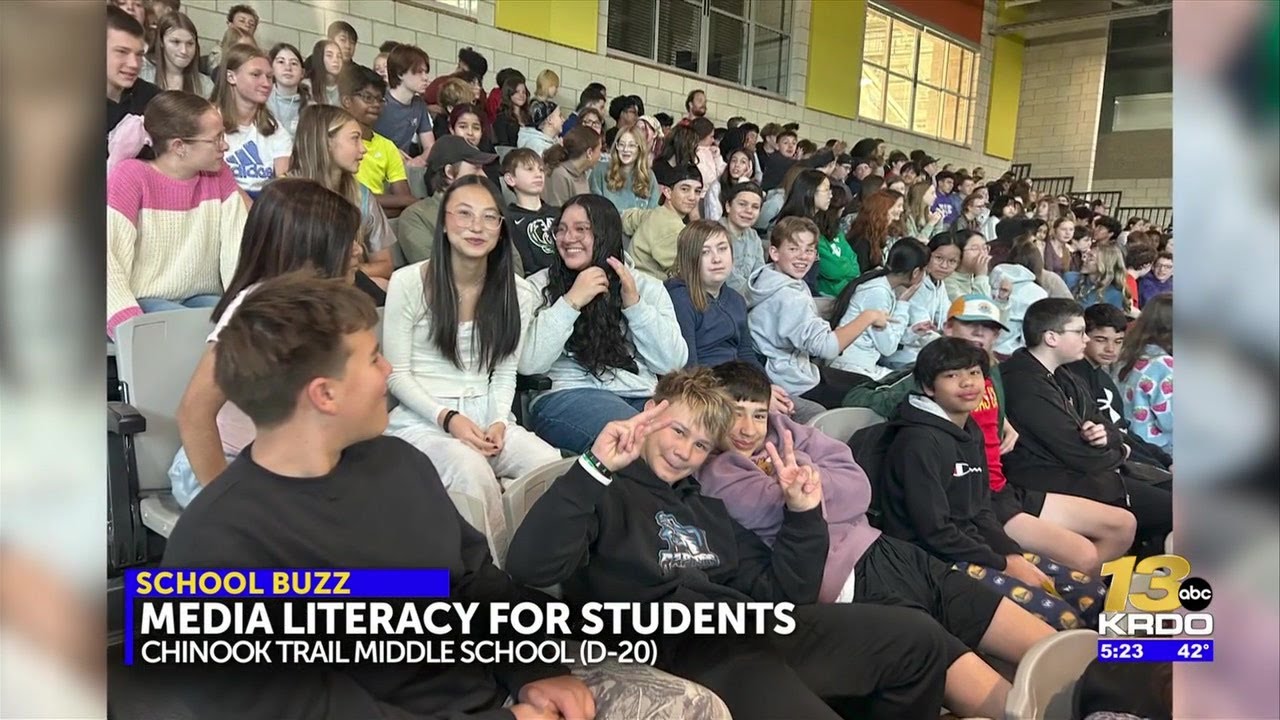 The School Buzz: KRDO13's Josh Helmuth continues media literacy session at D-20 middle school