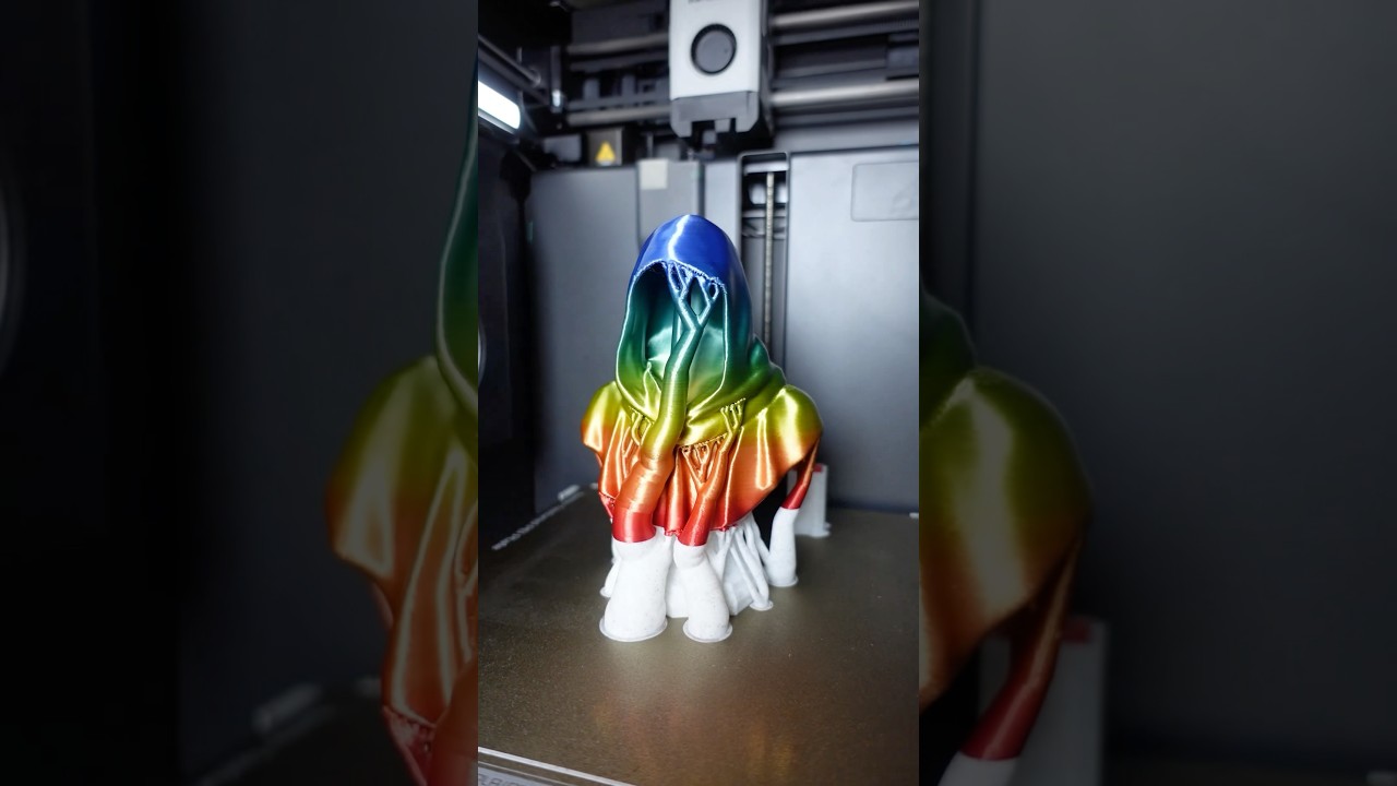 This design looks AMAZING printed in silk rainbow filament 🔥