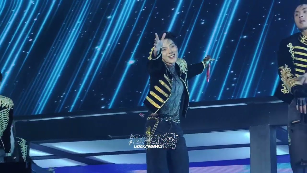 รักไม่ยอมเปลี่ยนแปลง - LAZ1(FAN CAM FOCUS DAOUOFFROAD)25.12.30 LAZ1 COUNTDOWN ICONSIAM