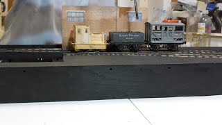0 Gauge micro layout in 41 inches (105 cm) first loco tryout