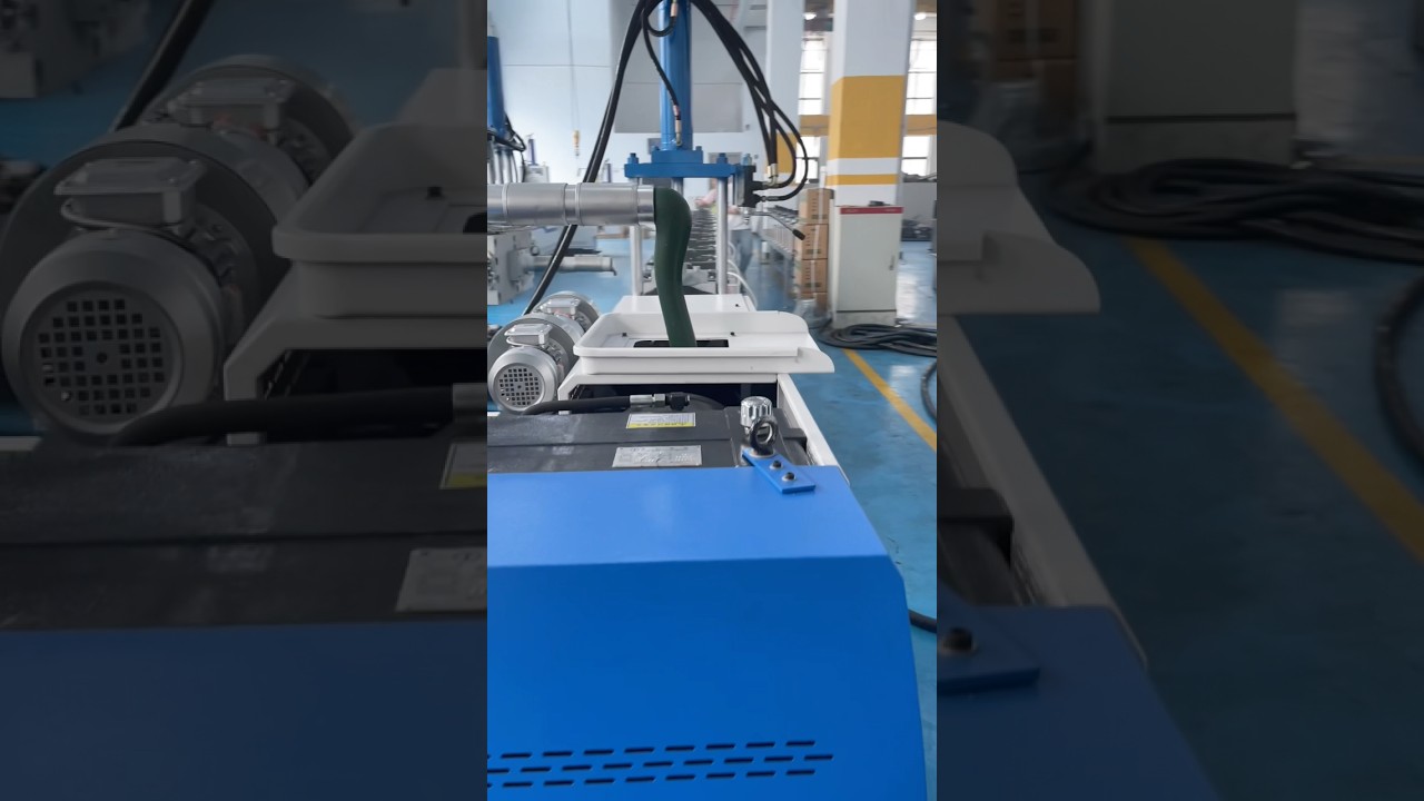 Air-cooled recycling, PLA biodegradable plastic bag granulator 