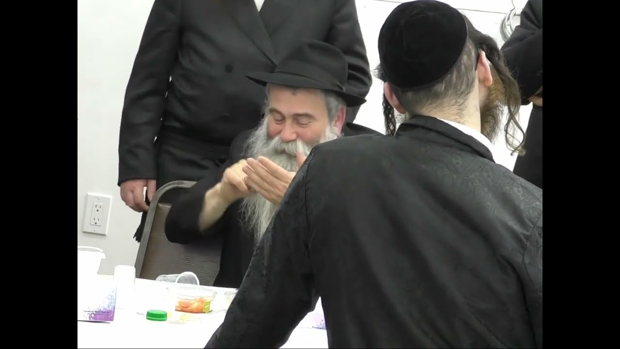 R' Chaim Shaul Brook: Haga'a of Maamorim & Sichos | ר' חיים שאול ברוק: סדר הגהת המאמרים והשיחות
