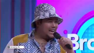Ayu ting-ting Nangis karna cemburu kepada Ivan Gunawan - Ivan Gunawan Bersama wanita Cantik!!