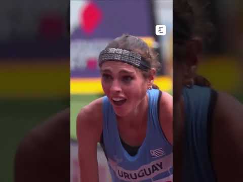 🇺🇾 La réaction géniale de Julia Paternain, médaillée de bronze du marathon #shorts #athletics